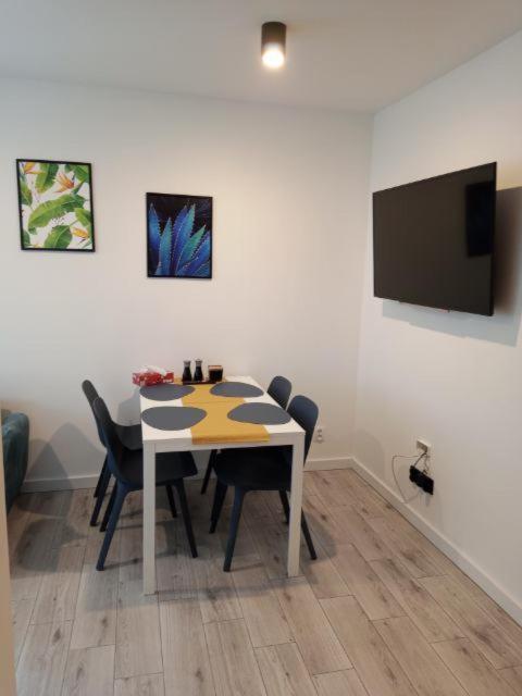 Apartament Na Zakrecie シクラルスカ・ポレンバ エクステリア 写真
